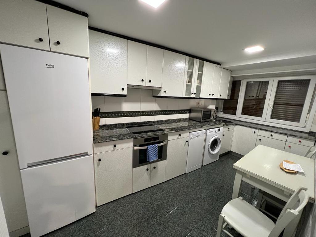Itsasoko Izarra, Apartamento Con Encanto En El Casco Viejo. Bermeo Exterior foto